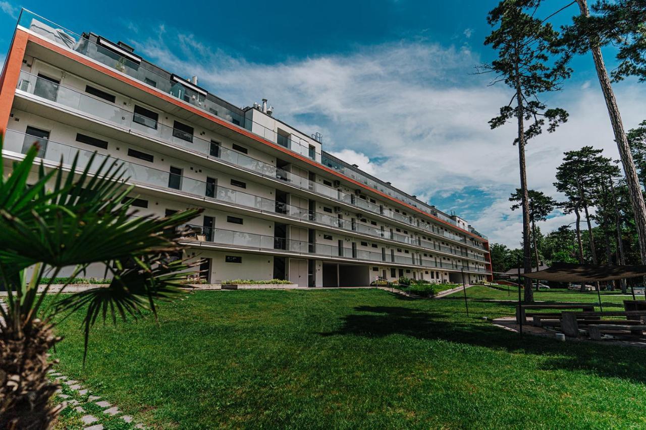 Butique Apartman Balatonlelle Ngoại thất bức ảnh